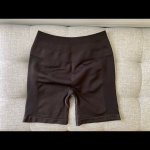 Aurola Alphalete Amplify Dupe - Small